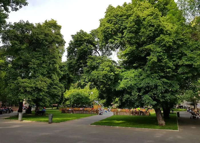 Downtown Sofia Garden Nest